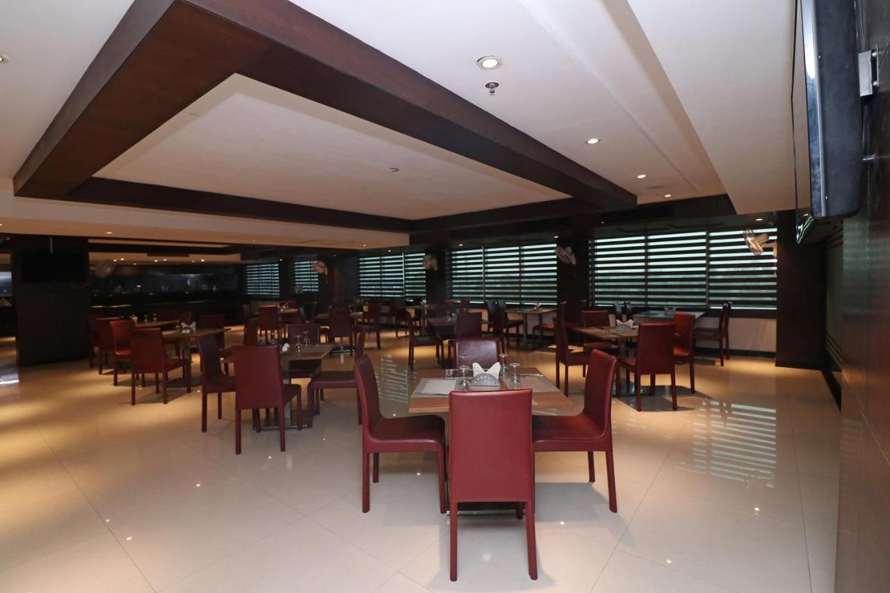 Capital O 19296 Joy Inn & Suites Bhiwadi Luaran gambar