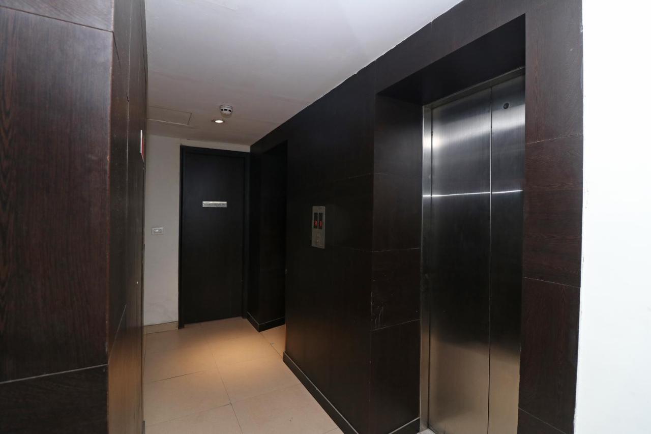 Capital O 19296 Joy Inn & Suites Bhiwadi Luaran gambar