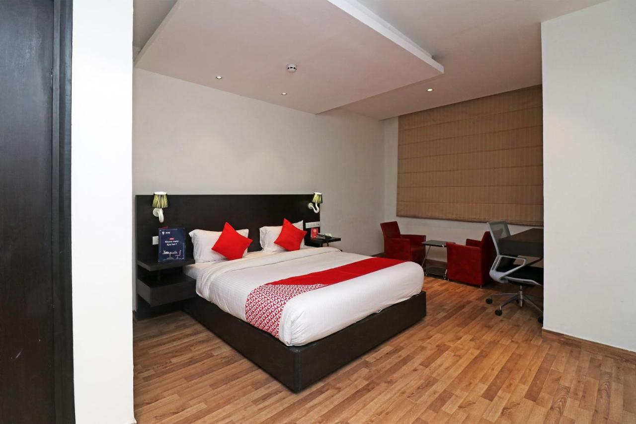 Capital O 19296 Joy Inn & Suites Bhiwadi Luaran gambar