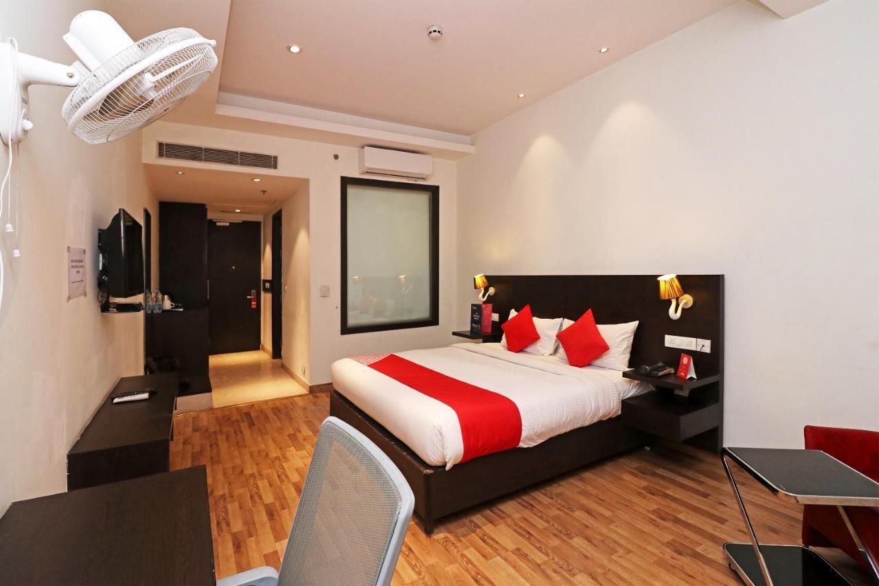 Capital O 19296 Joy Inn & Suites Bhiwadi Luaran gambar